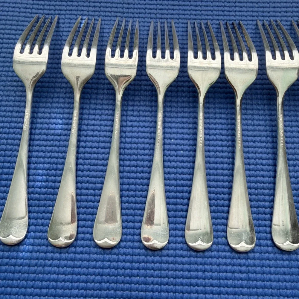 Vintage Birks Regency Plate Queen Mary - silverplate, Set 8 Luncheon Forks 7